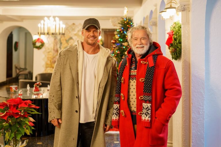 Arnold Schwarzenegger Surpreende em Nova Fase da Carreira com Personagem de Papai Noel em “The Man With The Bag”