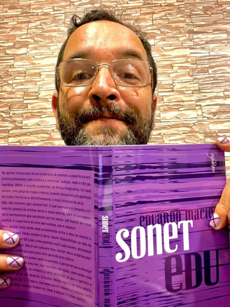 Maior sonetista da atualidade, Eduardo Maciel lança seu quinto livro, SonetEDU, o mais intimista da série